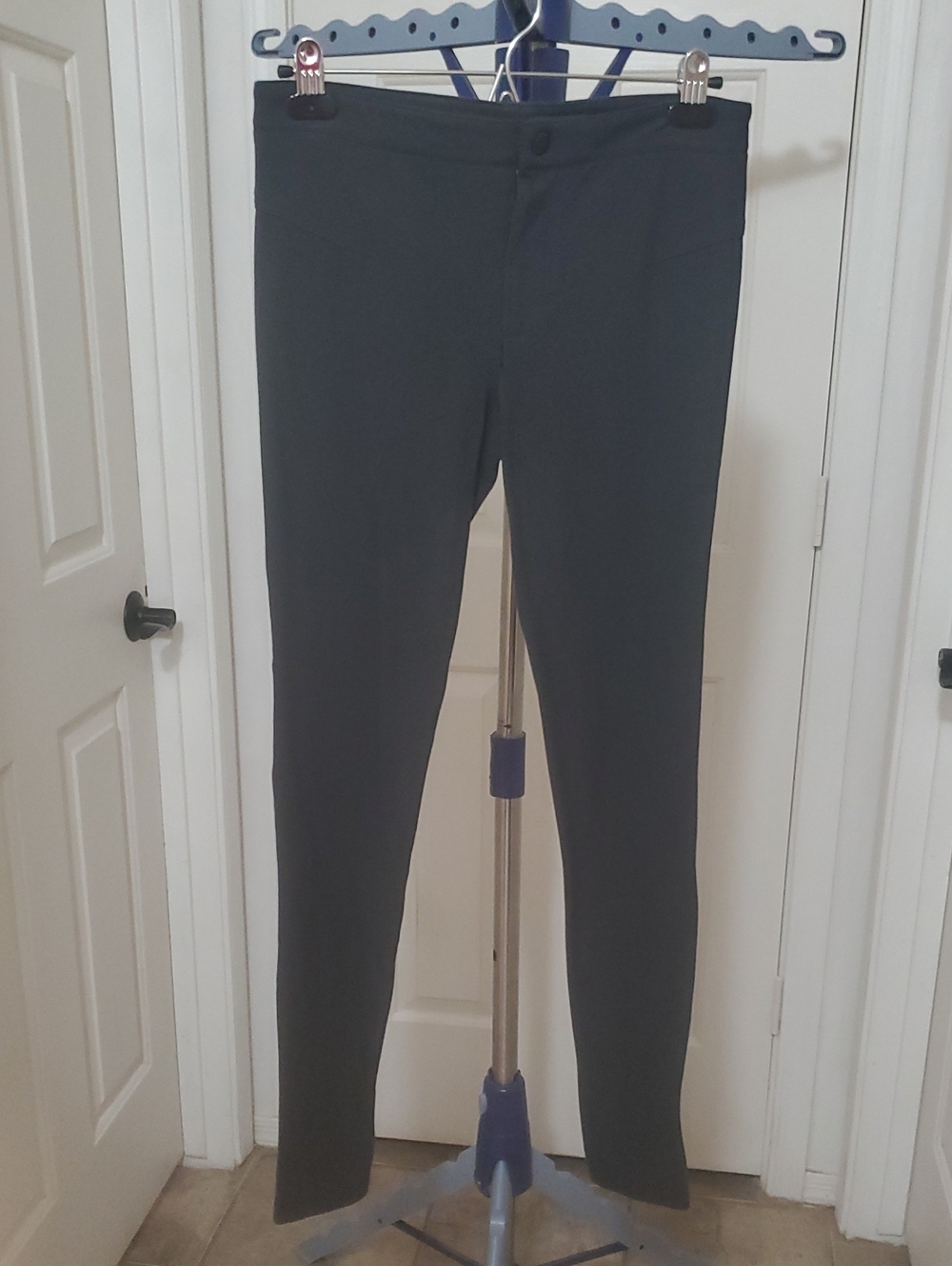 Vince Black Leggings